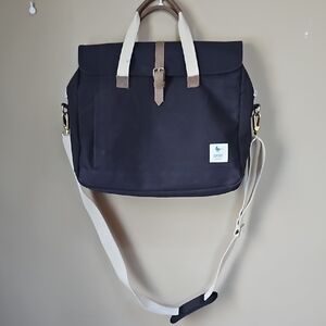 Esperos Stylish Canvas Black and Tan Messenger Bag
